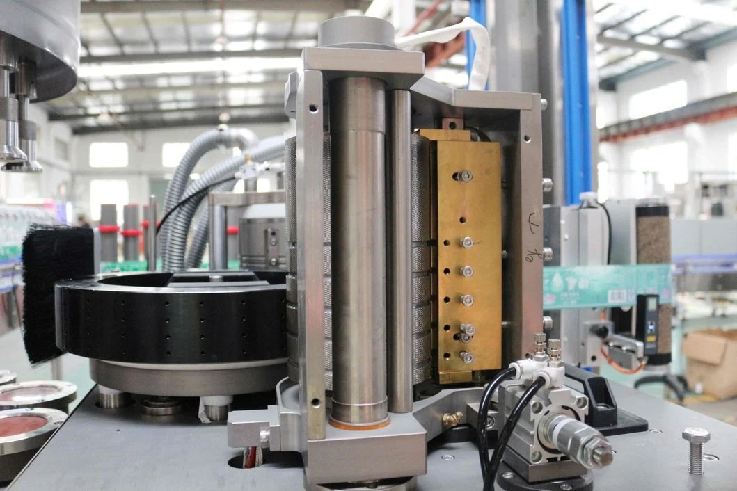 Label cutting unit