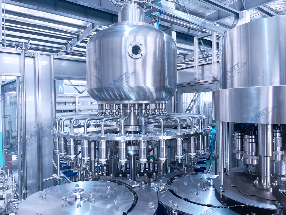 Stainless-steel hot-fill product tank and processing equipment
